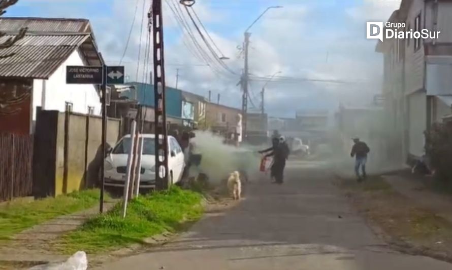 Nuevo registro capta pelea previa a destrucción de vehículo en Valdivia