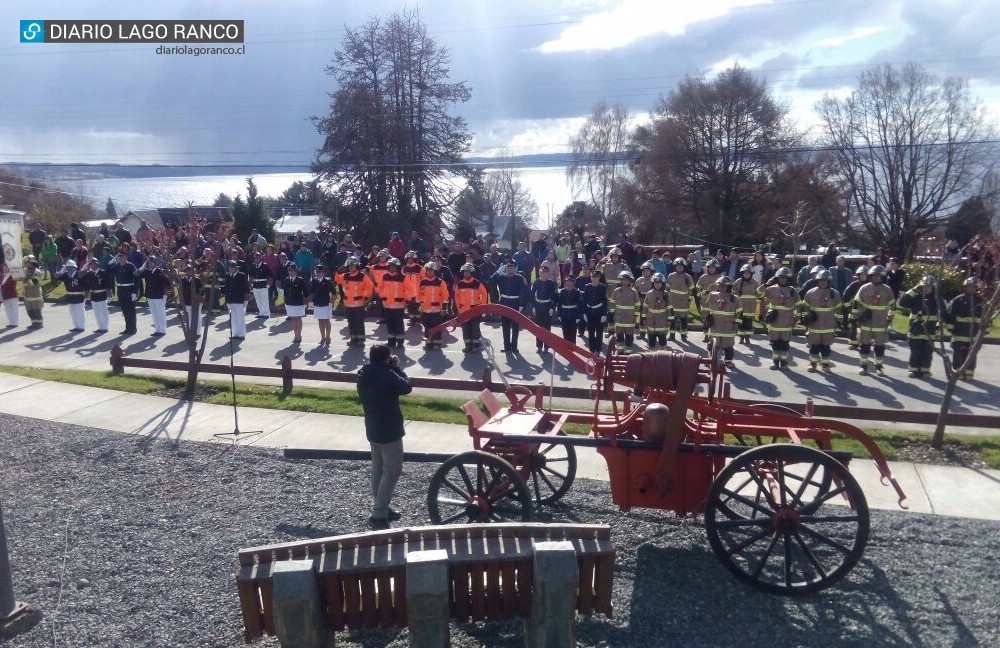 Lago Ranco conmemoró el 63° Aniversario del Cuerpo de Bomberos