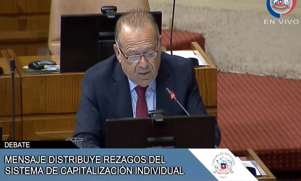 Berger adelantó que 260 millones de dólares en rezagos de AFPs se redestinarán a jubilaciones más pobres