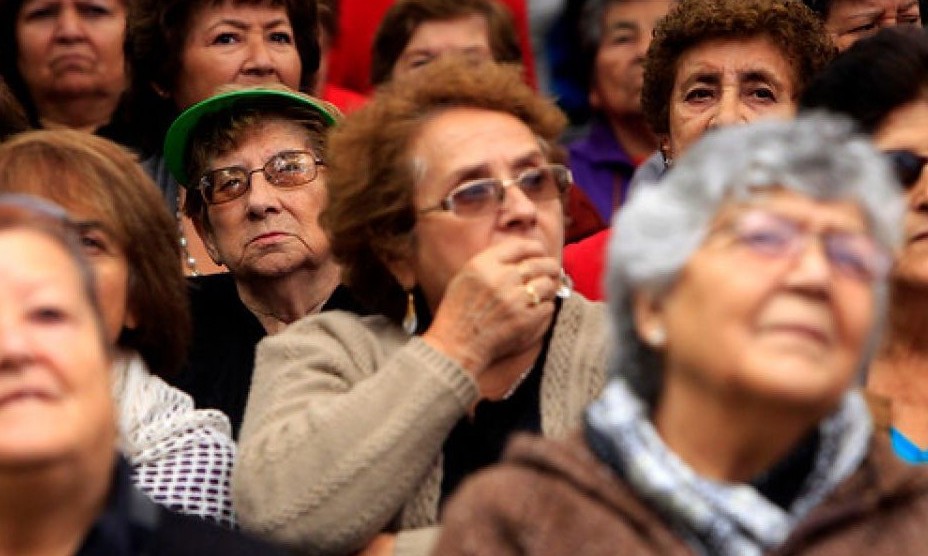 Berger (RN) pidió al gobierno reconsiderar proyecto que crea el ministerio del adulto mayor