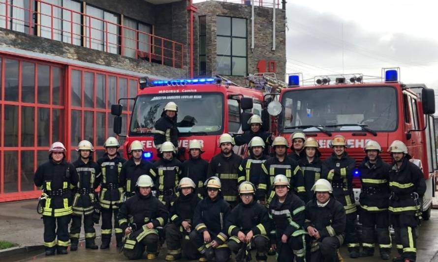 Bomberos de Paillaco, La Unión y Río Bueno recibieron capacitación de instructores formados en EEUU