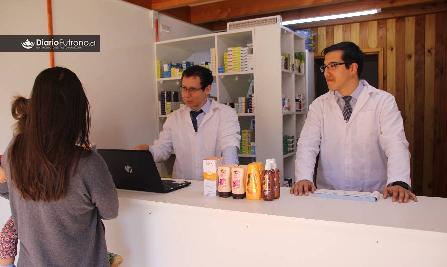 Jóvenes emprendedores fundan el primer almacén farmacéutico de Llifén