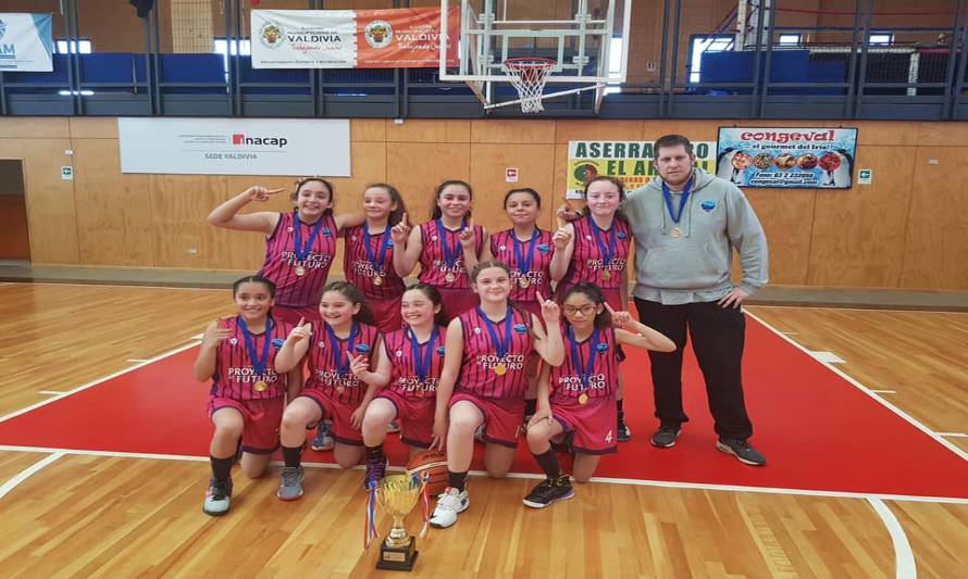 ¡Campeonas regionales! Escuela Proyecto de Futuro de Paillaco triunfó en Juegos Deportivos Escolares 