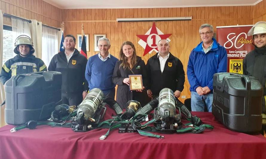 Colún realizó donación a 1era Compañía de Bomberos "Germania" de Paillaco