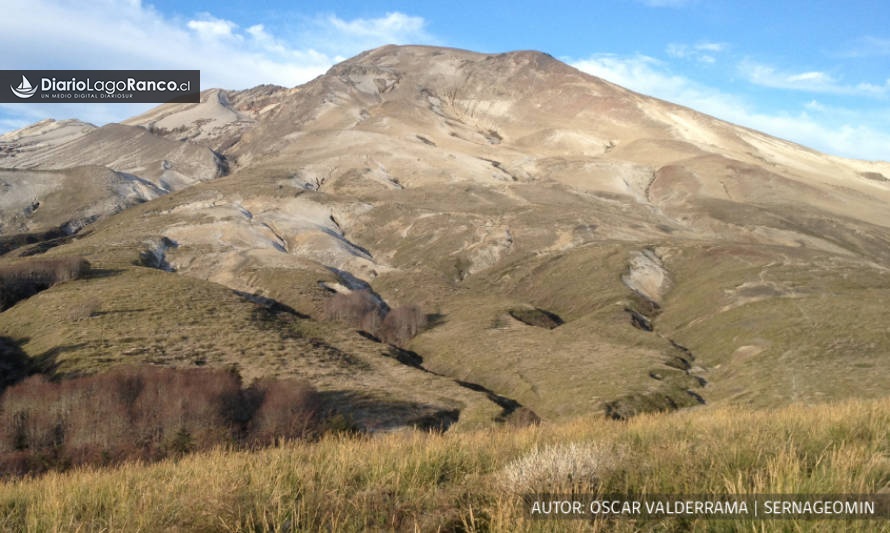 Jóvenes extraviados en el cordón Puyehue-Caulle lograron bajar por sus propios medios, sanos y salvos