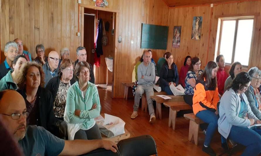 La Unión: Vecinos de Huequecura y Tres Ventanas se adjudicaron proyecto sobre lombricultura y compostaje