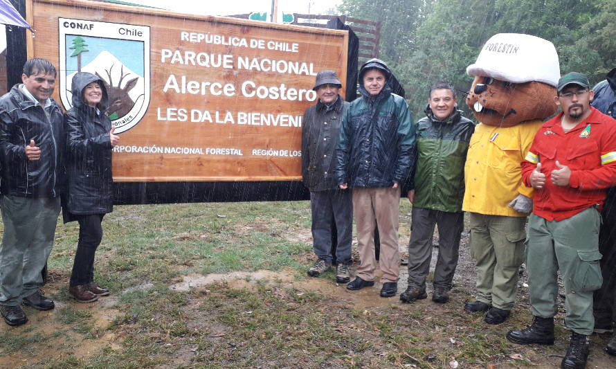 Anuncian aumento de recursos y guardaparques para Parque Nacional Alerce Costero