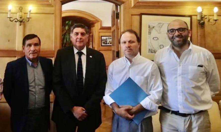 SUBDERE comprometió financiamiento para proyecto de luminarias en territorio costero de Corral y La Unión