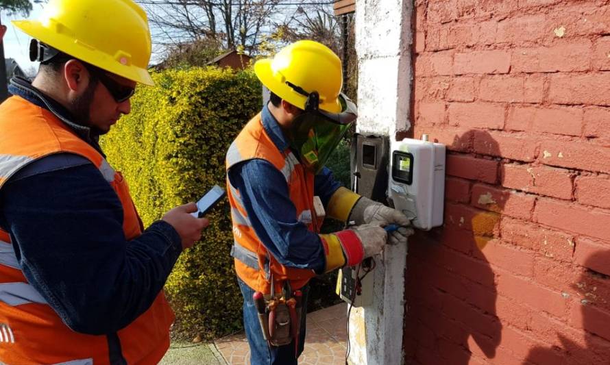 Saesa explica suspensión de cobro de límite de invierno en la boletas de luz