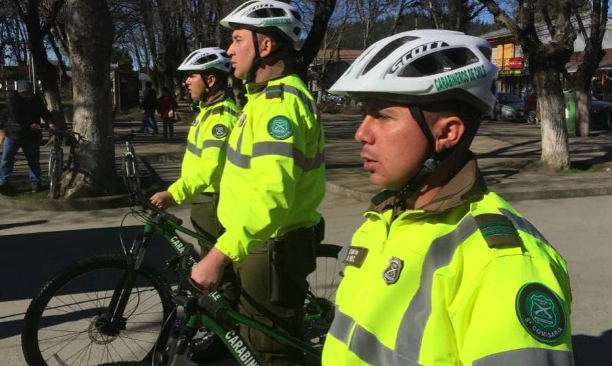 Valdivia: Carabineros en bicicleta detuvieron a dos traficantes en la costanera 