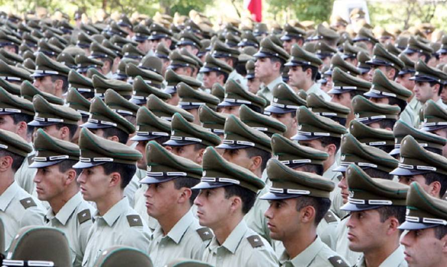 Postulación a carabineros registra caída del 71% tras estallido social