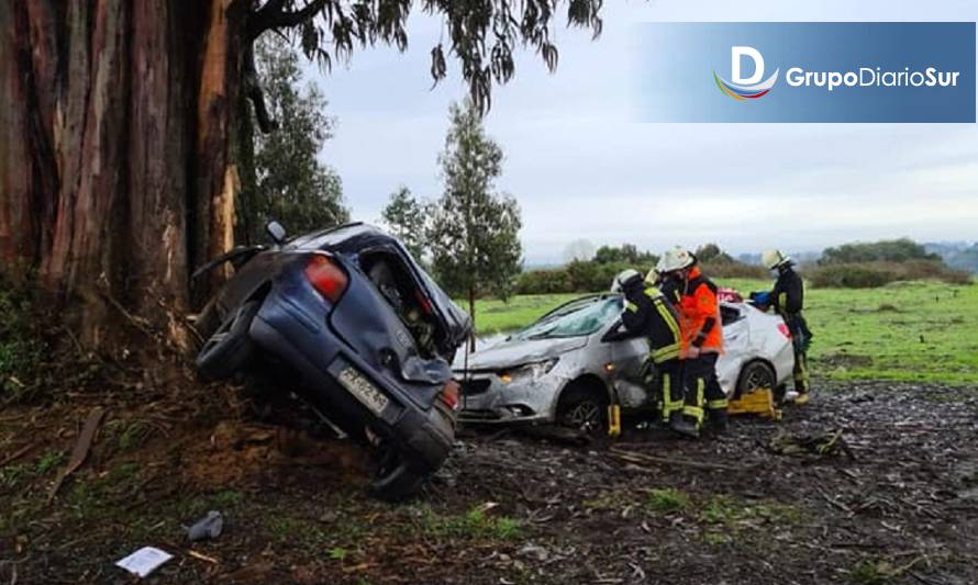 2 lesionados en accidente vehicular en La Unión