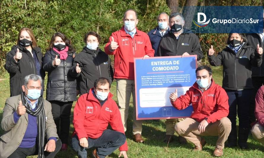 Bienes Nacionales entregó concesión al COSOC Los Ríos en Lago Ranco