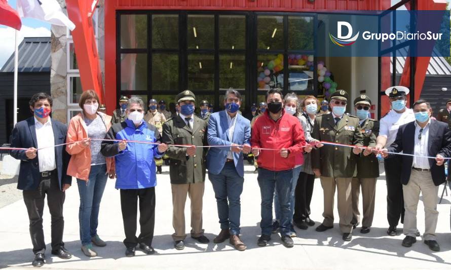 Inauguraron moderno cuartel de Bomberos para la localidad de Curriñe en Futrono