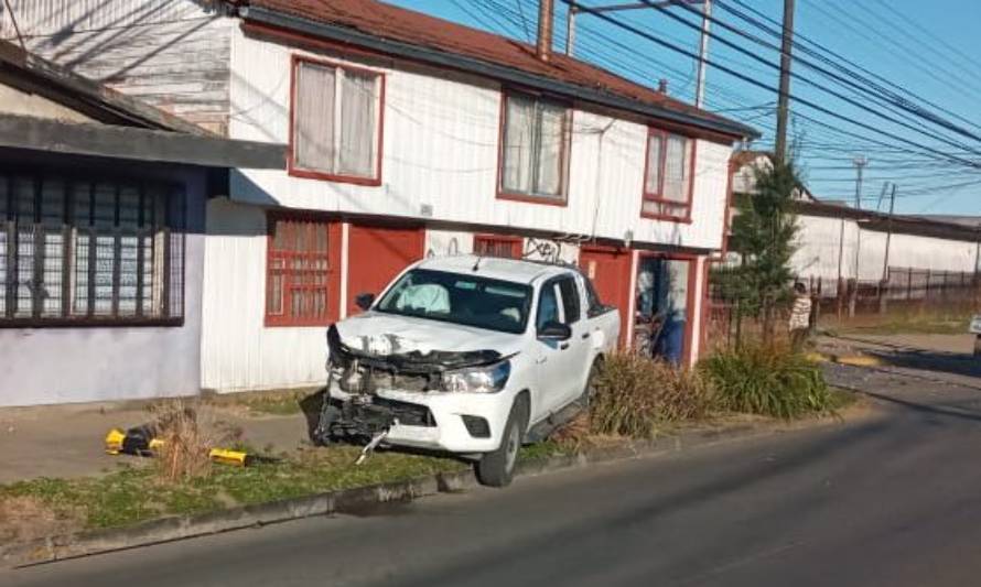 Corte de emergencia en Valdivia por poste chocado 