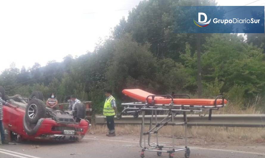 Un fallecido y lesionados deja accidente en Lanco