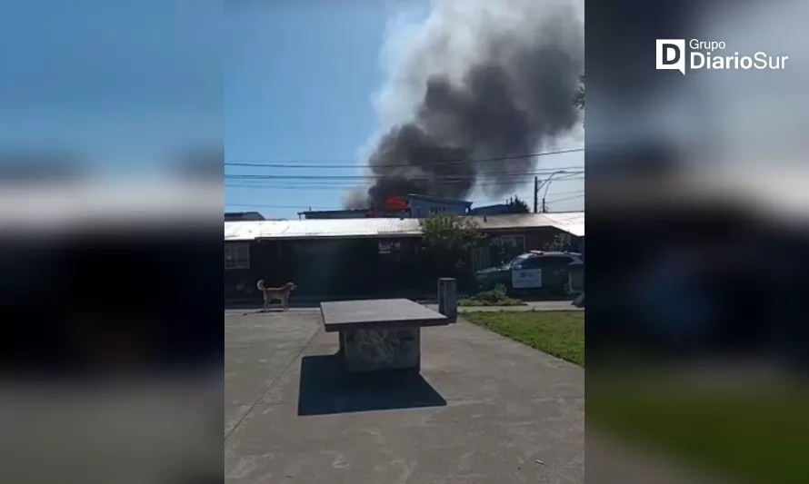 Incendio en Valdivia afectó 5 viviendas y dejó 12 damnificados