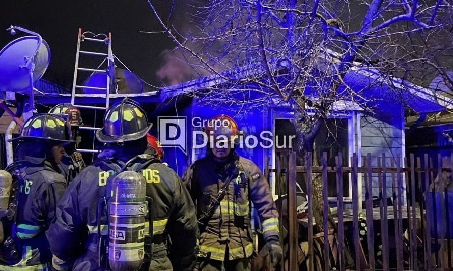 Incendio en Valdivia deja seis personas damnificadas 