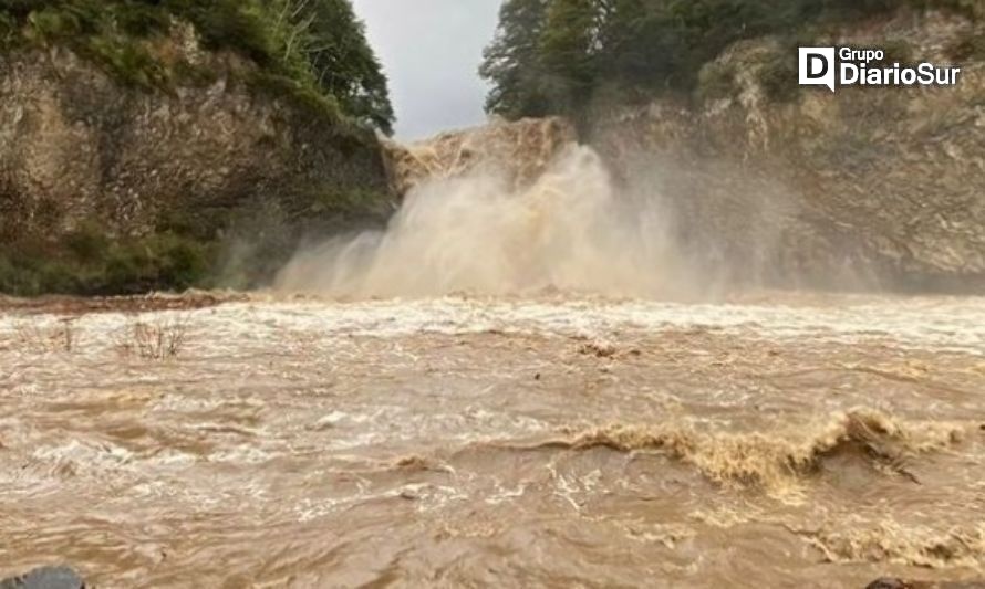 La fuerza de la naturaleza: así luce el imponente Salto Nilahue tras temporal