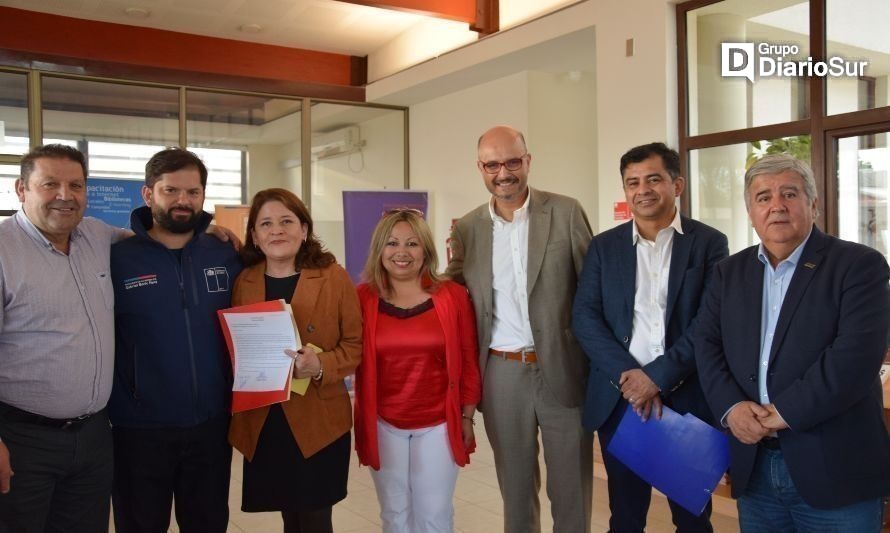 Dirigentes de Valdivia y La Unión se reunieron con el Presidente Boric