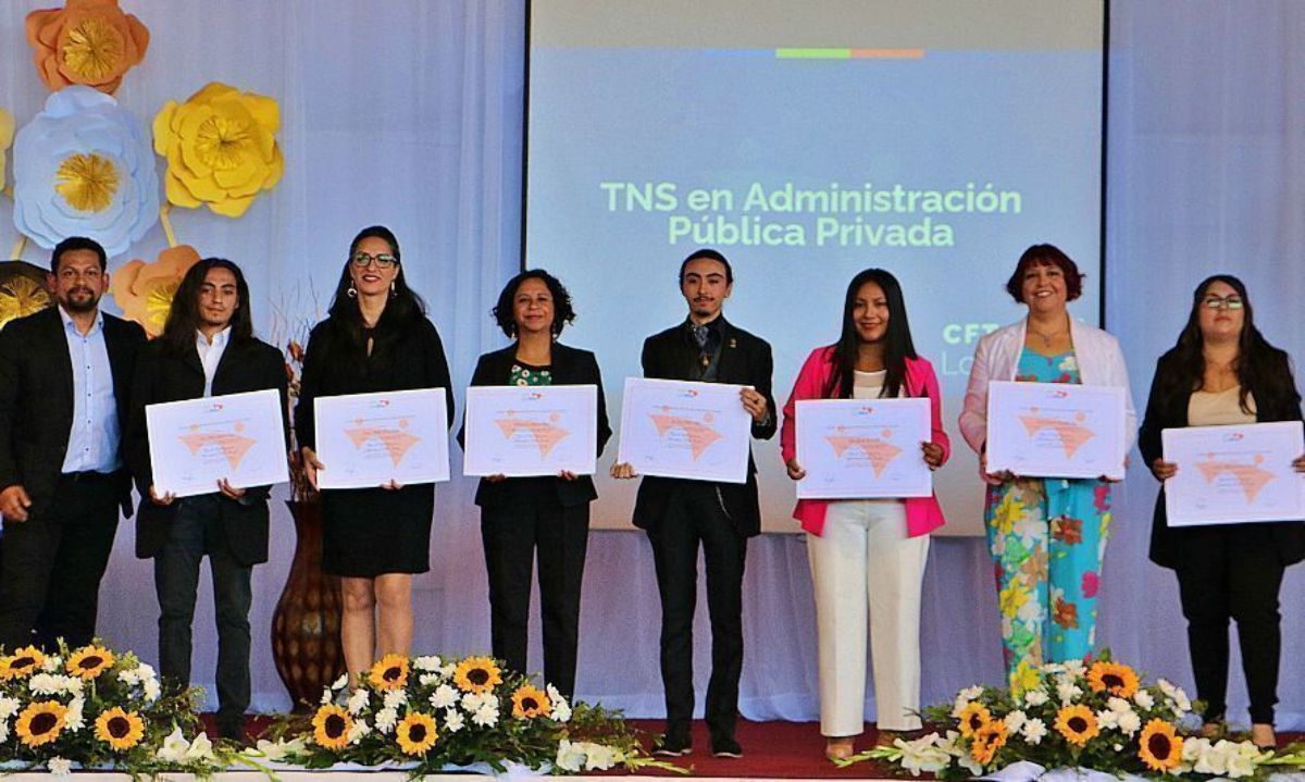 CFT de Los Ríos tituló a estudiantes en sedes de La Unión y Panguipulli