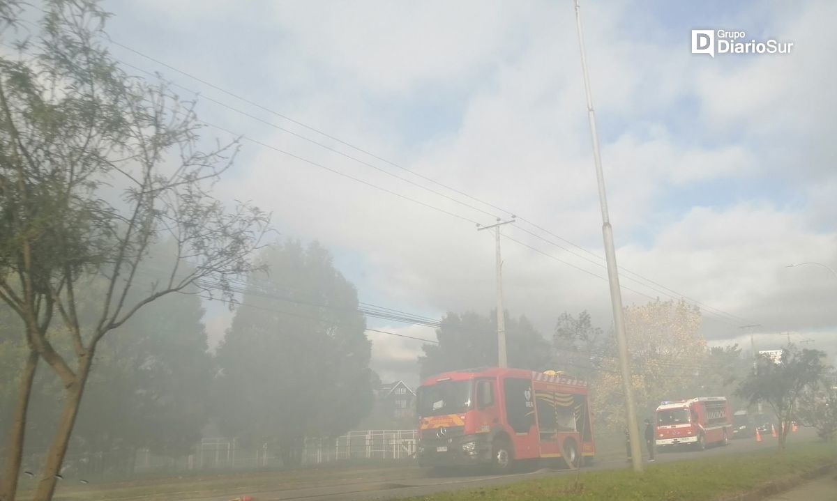 Reportan incendio en población Perú de Valdivia