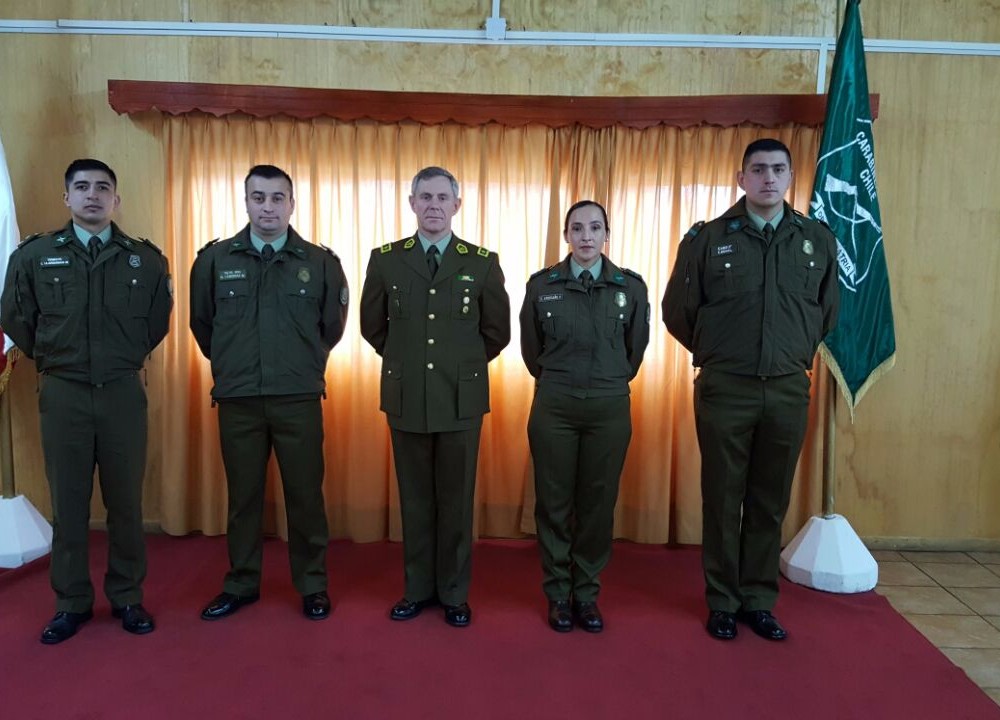 Carabineros reconocidos por compromiso institucional fueron homenajeados en Valdivia